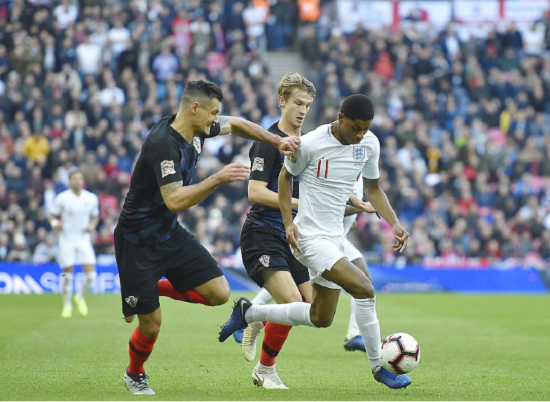 包含英格兰羽毛球队逆转法国羽毛球队,陶菲克统治全场的词条 包含英格兰羽毛球队逆转法国羽毛球队,陶菲克统治全场的词条