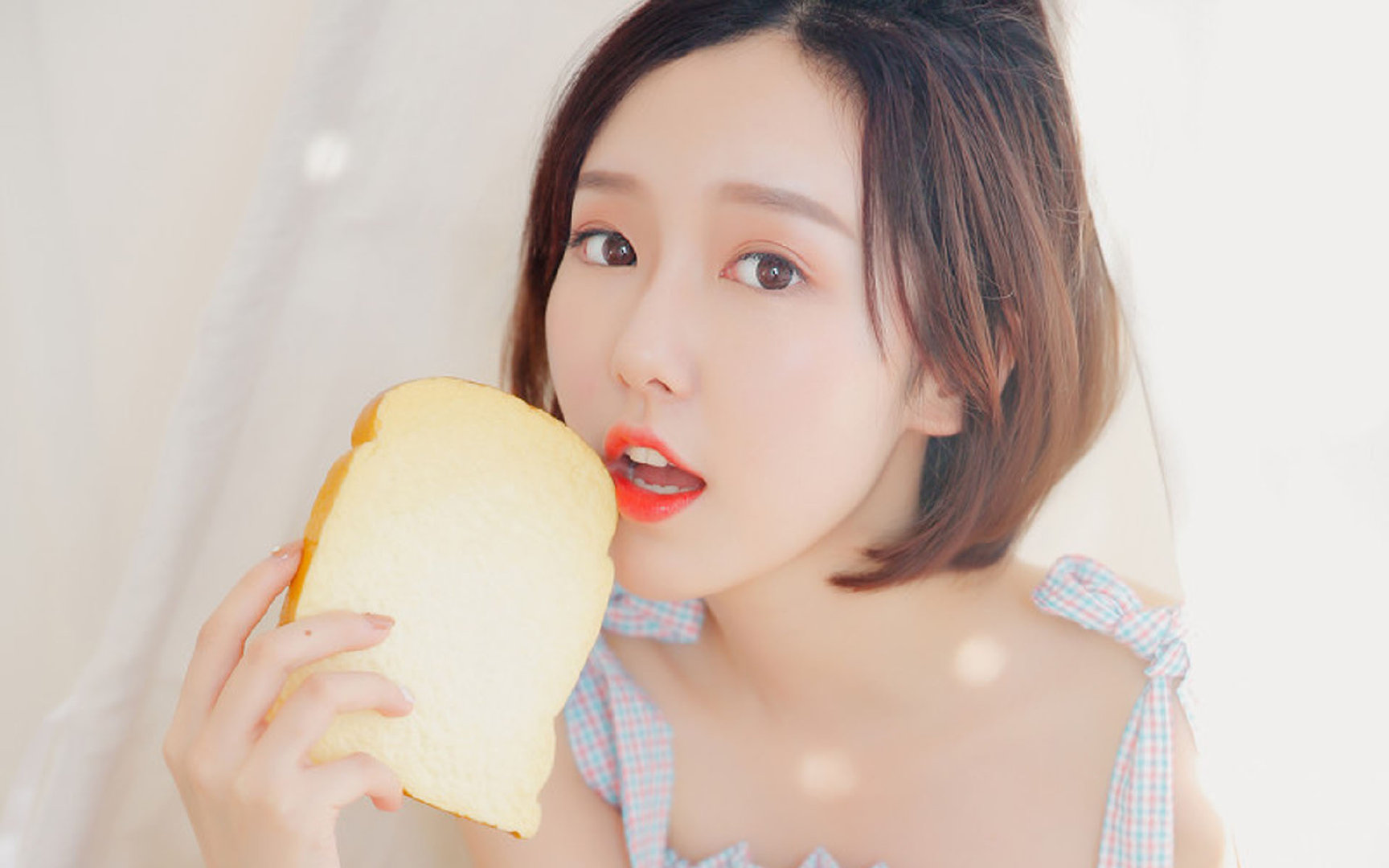 征服者之夜,劳伦佐体育场的焰火,劳塔罗击碎心魔与佛罗伦萨的末节风暴